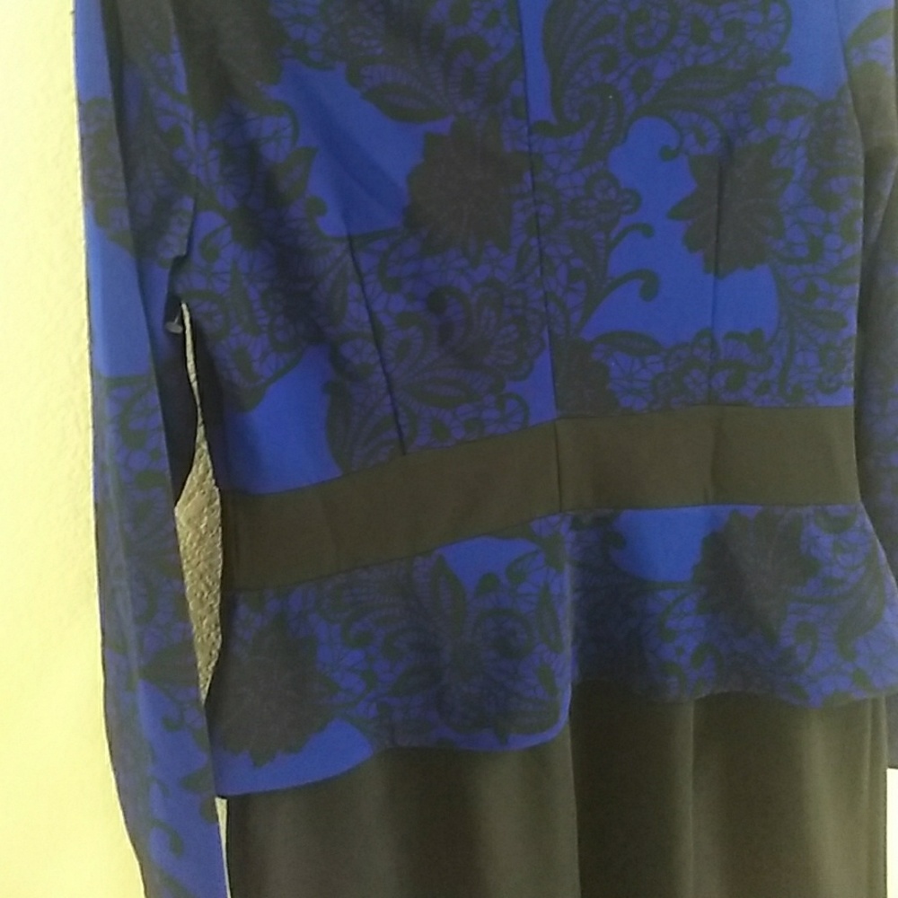 Blue and black - Picture 4 of 4